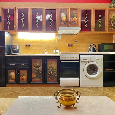 Vintage & Parking Apartment