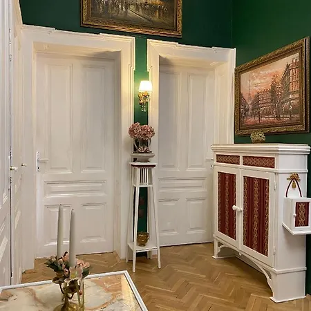Vintage & Parking Apartment Plovdiv